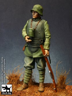画像1: BLACK DOG[F35026]1/35WWII独　突撃工兵 1917