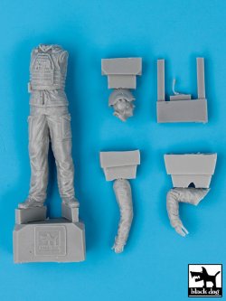 画像2: BLACK DOG[F35032]1/35現用英 戦車兵(アフガン) (2体セット)