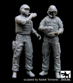 画像1: BLACK DOG[F35038]1/35現用豪 戦車兵(アフガン) (2体セット)