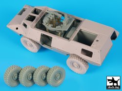 画像1: BLACK DOG[T35178]1/35 M 1117 Guardian interier plus wheels