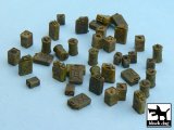 BLACK DOG[T48017]1/48 WWWII米英独 燃料缶&ジェリカンセット(計40個入り)