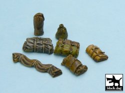 画像3: BLACK DOG[T48020]1/48 汎用 テント&毛布セット3(計28個入り)