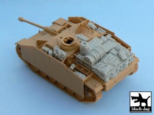 画像1: BLACK DOG[T48023]1/48 WWII独 III号突撃砲G型 車載品セット(タミヤ32525用) (1)