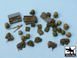 画像2: BLACK DOG[T48025]1/48 WWII独 汎用装備品セット