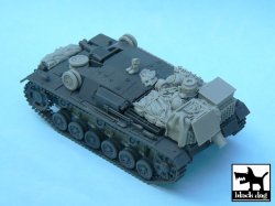 画像1: BLACK DOG[T48030]1/48 WWII独 III号突撃砲B型 車載品セット(タミヤ32507用)