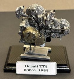 画像3: Brach Model[BM-EN09]1/12 ドゥカティ TT2 600cc 1982 エンジンセット