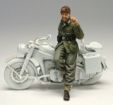 BrachModel[BM-M05]独 BMW用オートバイ兵(Lion Roar/Master Box)