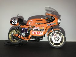 画像23: BrachModel[BM-VR16]1/12 ラヴェルダV6 1000cc