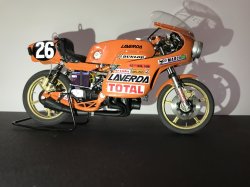 画像24: BrachModel[BM-VR16]1/12 ラヴェルダV6 1000cc