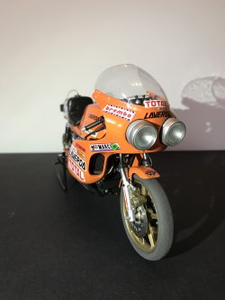 画像26: BrachModel[BM-VR16]1/12 ラヴェルダV6 1000cc