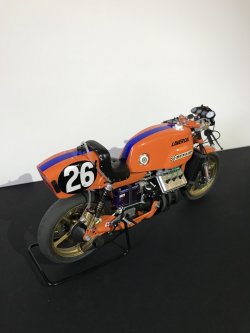 画像4: BrachModel[BM-VR16]1/12 ラヴェルダV6 1000cc