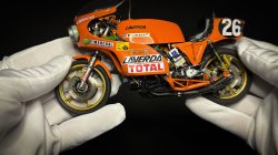 画像33: BrachModel[BM-VR16]1/12 ラヴェルダV6 1000cc