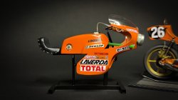 画像41: BrachModel[BM-VR16]1/12 ラヴェルダV6 1000cc