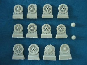 画像1: BrachModel[BM-026]Pzkpfw 1A Super detail set　wheels for Tristar kit (1)