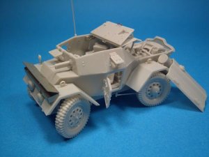 画像1: BrachModel[BM-046]ランチャ・リンチェ装甲車 フルキット (1)