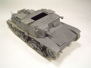 画像1: BrachModel[BM-132]1/35  WWII伊 M13カルロアルマート指揮戦車 フルレジンキット (1)