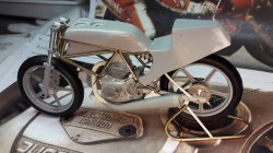 画像9: BrachModel[BM-VR07]1/12  ドゥカティTT2 ライダー：トニー・ラッター