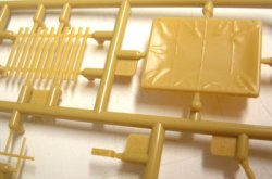 画像4: ブロンコ[Bro35156] 1/35 独FAIT500トッポリーノ乗用車+IF8型トレーラー＆兵士2体北アフリカ
