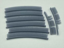 画像3: CHINO MODEL[CM-058C]1/35 III/IV号戦車用連結済み可動履帯 type5B