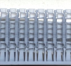 画像3: CHINO MODEL[CM-081A]1/35 パンター用連結済み可動履帯(初期型)