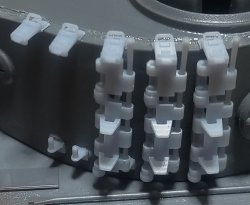 画像4: CHINO MODEL[CM-214]1/35 ティーガーI用予備履帯ホルダーセット