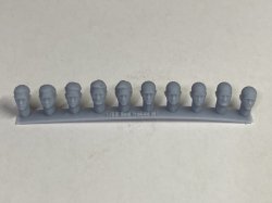 画像2: CHINO MODEL[CMRG35036]1/35 西洋人ヘッドパーツ 悲しみの表情セット