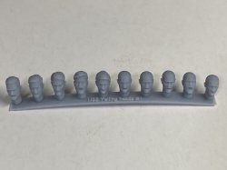 画像2: CHINO MODEL[CMRG35042]1/35 西洋人ヘッドパーツ 叫びの表情セット
