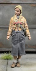 D-Day miniature studio[DD35038］ 1/35  ドイツ少女団 ドイツ1945