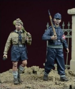 画像1: D-Day miniature studio[DD35067］1/35 WWII 「最後の命令」Vol.3 ヒトラーユーゲント少年兵 ドイツ1945(2体セット) (1)