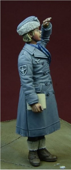 画像3: D-Day miniature studio[DD35075] 1/35 WWII独 空軍女性補助隊員(冬季)1939-1945