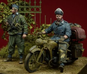 画像1: D-Day miniature studio[DD35084]1/35 WWII独 ヘルマンゲーリング師団 兵士セット(2体セット) (1)