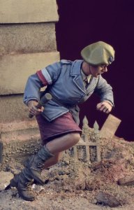 画像1: D-Day miniature studio[DD35115] 1/35 WWII ポーランド国内軍女性兵士 ワルシャワ蜂起 (1)