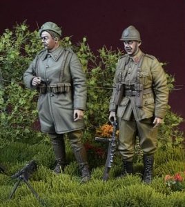 画像1: D-Day miniature studio［DD35137]1/35 WWII　ベルギー陸軍兵士セット「小休止するベルギー兵」1940年 (1)