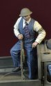 画像3: D-Day miniature studio[DD35143]1/35 WWII 英 イギリスホームガード(郷土防衛隊)隊員 (3)