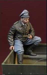 画像1: D-Day miniature studio[DD35144]1/35 WWII 独 ドイツ空軍戦闘機パイロット (1)