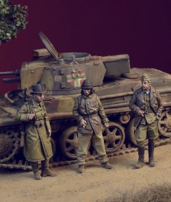 画像1: D-Day miniature studio[DD72005] 1/72 WWII ハンガリー軍兵士 1942-45(3体セット)