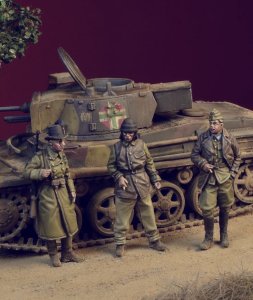画像1: D-Day miniature studio［DD72005] 1/72 WWII ハンガリー軍兵士 1942-45(3体セット) (1)