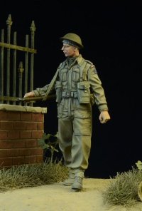 D-Day miniature studio[DD35013］ 1/35 WWII 英/英連邦歩兵 行軍中 1942-1945