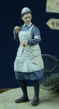 D-Day miniature studio[DD35016］ 1/35 WWII 独 ドイツ赤十字看護師 1939-1945