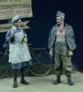 D-Day miniature studio[DD35018］ 1/35 WWII独 女性看護師と負傷兵 1942-1945