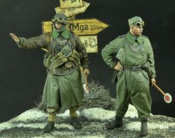 画像1: D-Day miniature studio［DD35102]1/35 WWII独 野戦憲兵(2体セット) 1941-45