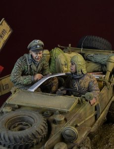 画像1: D-Day miniature studio［DD35157]1/35 WWII 独 武装SS シュビムワーゲン搭乗者セット アルデンヌ1944 (1)