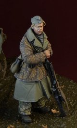 D-Day miniature studio[DD35159]1/35 WWII 独 武装SS MG42を持つ射撃手 アルデンヌ1944