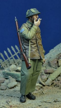 画像1: D-Day miniature studio［DD35199]1/35 WWII カナダ陸軍 小休止するカナダ兵