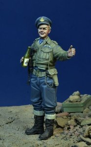 画像1: D-Day miniature studio[DD35202]1/35 WWII カナダ空軍 ワインで一息入れるカナダ空軍パイロット (1)