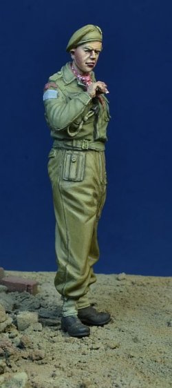 画像2: D-Day miniature studio[DD35203]1/35 WWII カナダ陸軍 煙草休憩をとるカナダ軍下士官