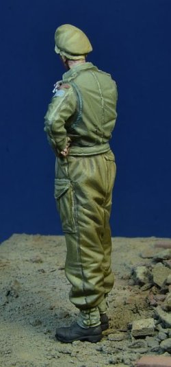 画像4: D-Day miniature studio[DD35203]1/35 WWII カナダ陸軍 煙草休憩をとるカナダ軍下士官