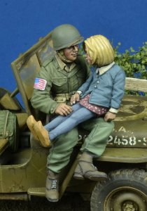 画像1: D-Day miniature studio[DD35214]1/35 WWII アメリカ陸軍 空挺部隊員と少女 1944-45(2体セット) (1)