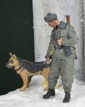 D-Day miniature studio[DD35226]1/35 現用 東ドイツ 国境警備隊 犬を連れた警備兵 1970-80年代冬