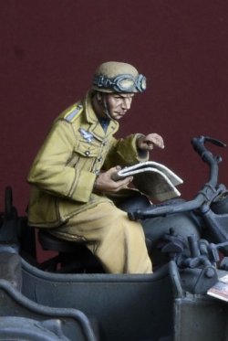 画像3: D-Day miniature studio[DD35252]1/35 WWII ドイツ BMW R75に乗る降下猟兵オートバイ兵 イタリア1943-44/チュニジア1943